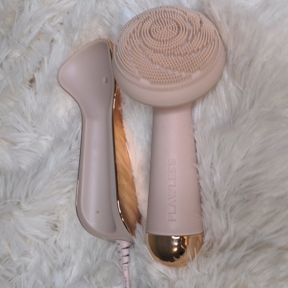 FLAWLESS face pore massager tool RECHARABLE Cordless - Picture 1 of 12